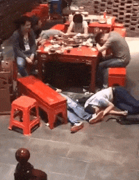 这是|搞笑GIF：还是外国人会玩，这是真的吗？