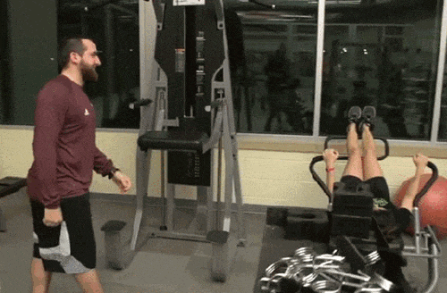 妹子|大哥, 看到你翻车了, 我就放心了, 让你皮