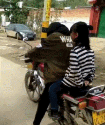 准备|搞笑GIF:老师5秒之内到达现场,请做好准备!