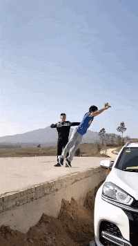 了不得|搞笑GIF:大爷了不得,技术又提高了