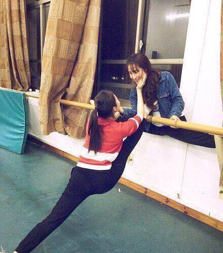 身高|爆笑GIF：谁说身高不够就不能骑摩托的