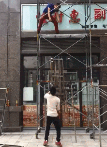 错误|搞笑GIF: 你这是犯了什么错误? 竟然被这样对待了!