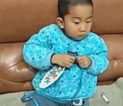 磨砂玻璃|搞笑GIF：自行车：怪我咯