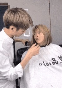 妹子|搞笑GIF趣图：这是什么神仙操作，真的可以这样操作吗