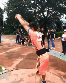 套路|搞笑GIF:新郎,赶紧对着我们笑一个