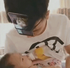 在家|搞笑动态图GIF: 妈妈不在家爸爸也是操碎了心。