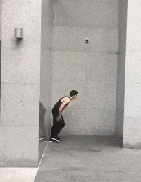 兄弟|搞笑gif: 别妨碍我工作,玻璃擦好了才能吃饭呢!