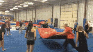 放进|搞笑GIF:我再也不玩这种傻X游戏了