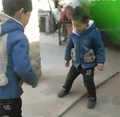 套路|搞笑GIF:新郎,赶紧对着我们笑一个