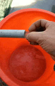 有模有样|搞笑GIF: 你俩走在一起好像不太合适吧! 这是最萌身高差吗!