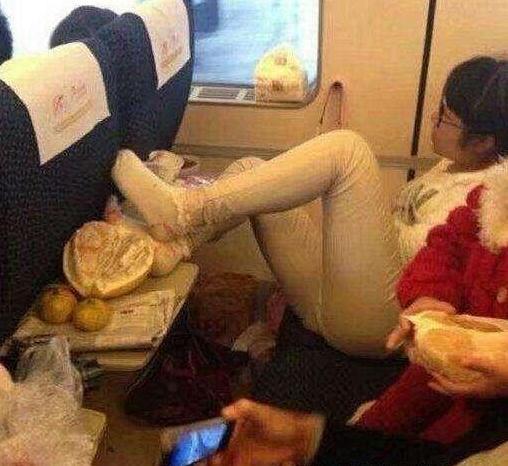 创口贴|姑娘你这创口贴是不是有些太大了