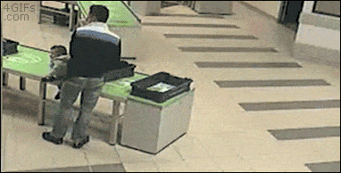 后羿|搞笑段子：我给婆婆买了个跑马灯的手机，没想到公公也想要一个