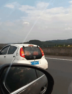 明哥|搞笑gif趣图：小伙子，这段路将是你的人生巅峰……