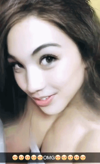 变性|每日一笑：男生用 AI 变性换脸之后…