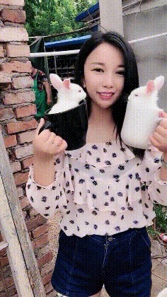 妹子|搞笑GIF趣图：这是什么神仙操作，真的可以这样操作吗