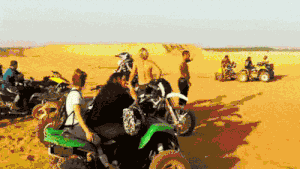 帅气|毕竟今天是和女朋友去约会，帅气的发型是少不了的