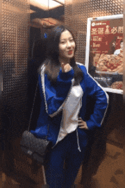 闺女|搞笑gif趣图:美女啊!我看你长的很好看啊!我想恋爱了!