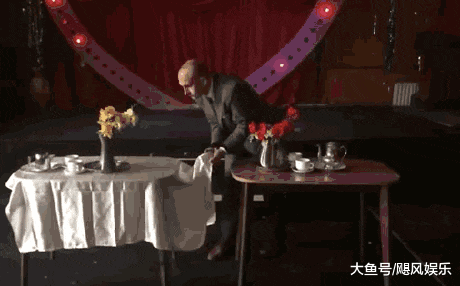 接触|搞笑GIF:以后不要接触任何体育方面的东西了