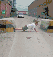 鞋底|搞笑GIF图：这个红灯竟有一分多钟时间，绿灯竟然才一秒