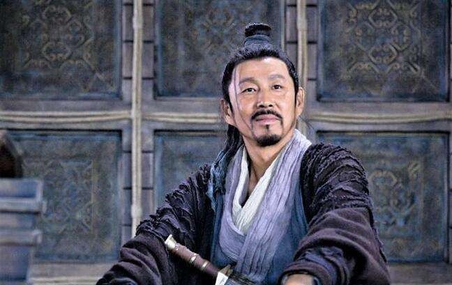 刘邦冒似按约定被封了王,其实项羽又将章邯,司马欣和董翳封为三秦王