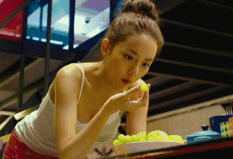 厉害|GIF搞笑趣图:这头牛是不是疯了啊!这也太厉害了!