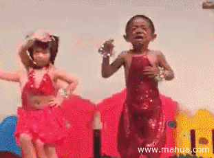 老板|「小息妹讲笑话NO.404」骚年你很吸睛啊