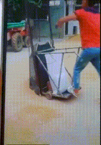 大神|搞笑GIF：这妹子说的什么大神翻译下