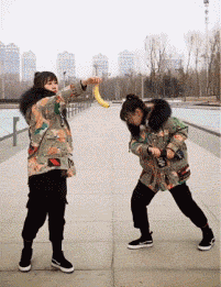 出行|GIF搞笑趣图：?这就是出行的工具啊！