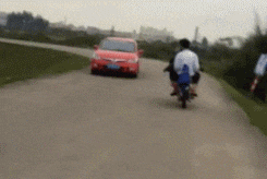 小伙伴|搞笑GIF：叫你得瑟