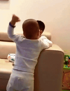 区别|你和RMB玩家的区别就在于,一个是真没钱,另一个有钱没处花!