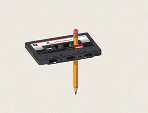 小伙|搞笑GIF：二哈：你别怕我叫几声吓它，别人说我很怂，其实我不怂