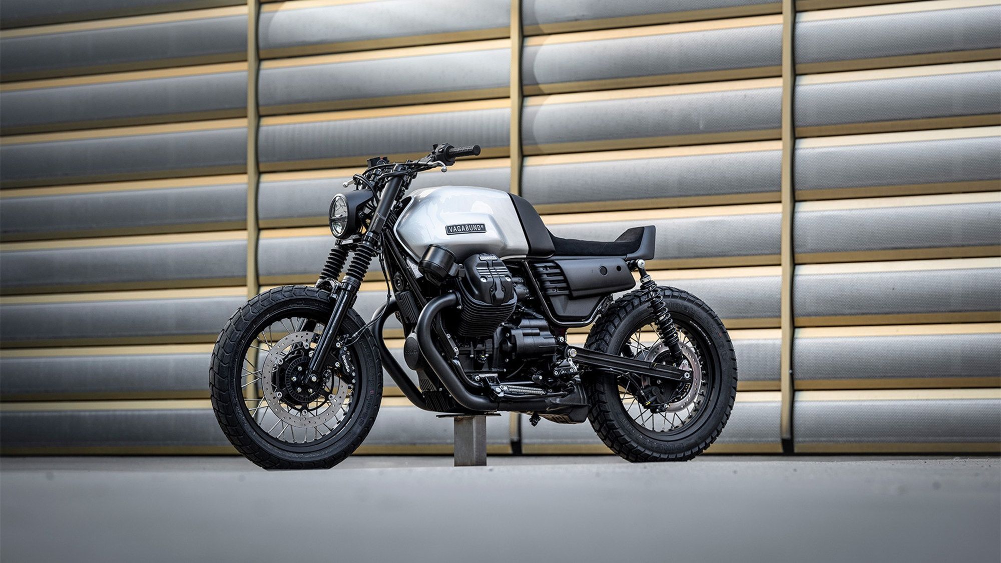 现代极简主义,奥地利改装厂定制摩托古兹v7,3d打印是亮点