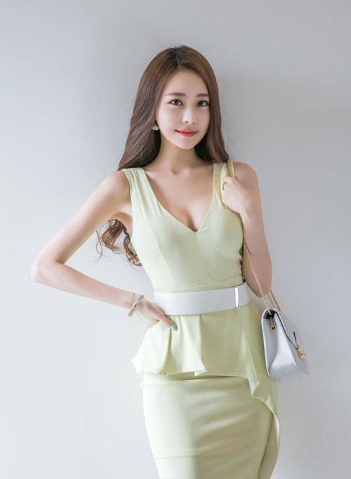 棒球|爆笑GIF : 可爱的棒球妹，怎么样你喜欢吗