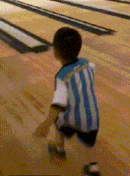 田螺|开心笑话:昨天晚上和媳妇陪她闺蜜吃烧烤,旁边坐了四个二十左右