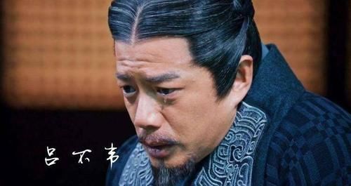 为掩人耳目,太后与嫪毐搬到秦国的旧都雍城一起风流快活.