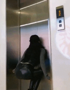 把子|搞笑GIF：这个把子好准