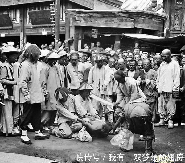 清末老照片带你看看真实的刽子手长什么样子2