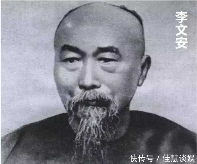 李鸿章的父亲叫,李文安学习刻苦,为人也忠厚老实,为官更是清廉正直