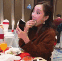 勾拳|搞笑GIF趣图:左勾拳右勾拳,强行搞笑,最为致命