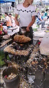 哥们|搞笑GIF趣图：皮皮豹我们走，去找一个男朋友