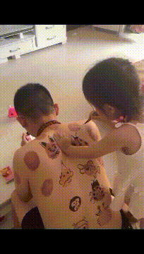 拔罐|搞笑gif段子：地铁有多拥挤，看看这张图，一目了然！