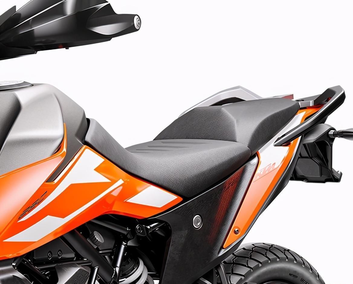 ktm 250 adv印度首发 全彩仪表卤素大灯 卖3万左右(2)