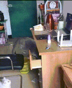 浴缸|搞笑GIF图：想要锻炼随时随地，看看人家姑娘用浴缸锻炼