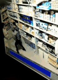 热情|搞笑GIF:感受一下我闺蜜有多热情，就问你吃不吃？