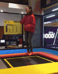 小明|搞笑GIF趣图:不小心惹怒女朋友，她一气之下就开始变身了！