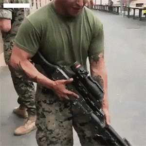 现实|搞笑GIF：这才是现实中的小姐姐，不信你看这腿，现实不？