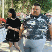 长命百岁|搞笑GIF：一只不知道怎么下来的变色龙