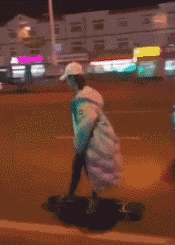 拖后腿|搞笑GIF：别人都是来砸金蛋的，而你是来搞破坏的