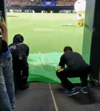 这是|搞笑GIF:印度的阿三敢这么玩我就想知道,你能有多大的耐力!