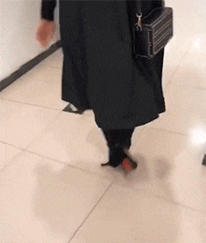 妹子|搞笑GIF:大哥,你这妹子有多少我要多少